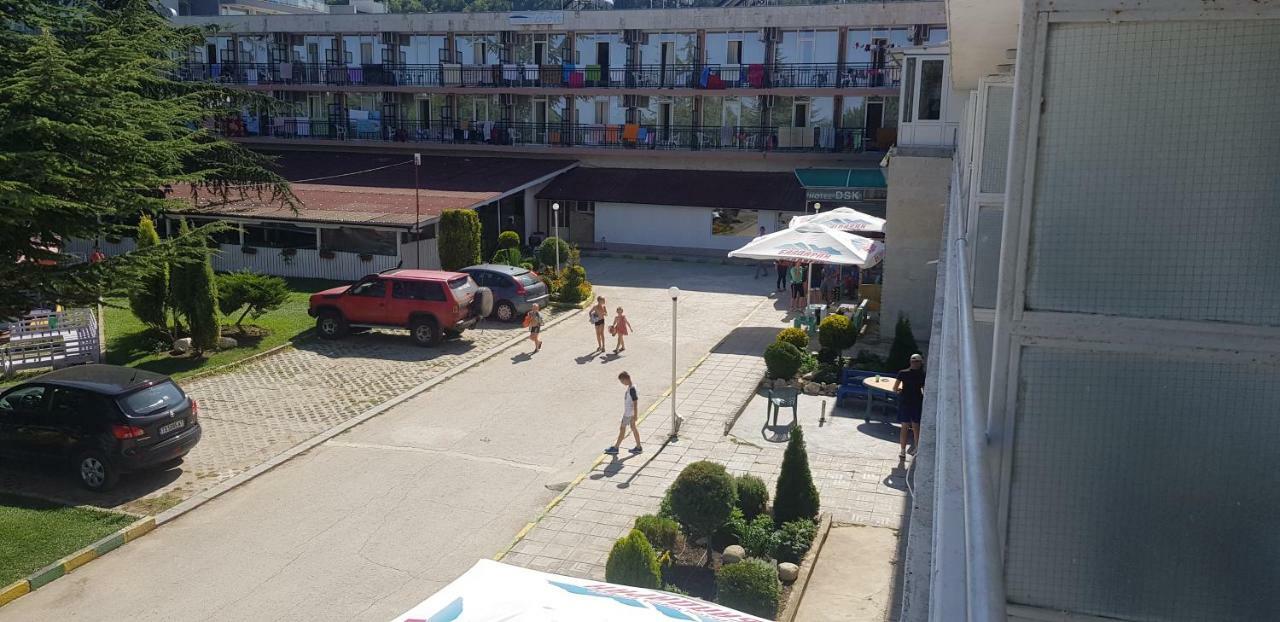 Hotel Phoenix Kranevo Exterior photo
